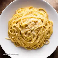Spaghetti Carbonara Aut&eacute;ntica Receta Italiana Cremosa