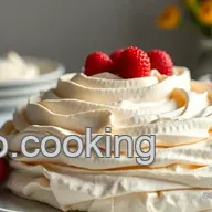 Pavlova de Ensue&ntilde;o: Un Postre Crujiente y Delicado
