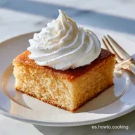 Torta De Tres Leches: H&uacute;meda y Esponjosa