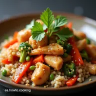 Wok de Pollo con Verduras Receta Saludable y Lista en 30 Minutos